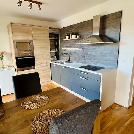 Boutique With Terrace 7 * Praga